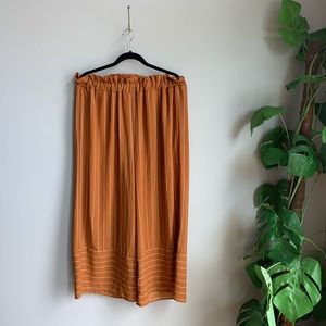 Sale! 💫 Charlotte Russe Flowy Pants